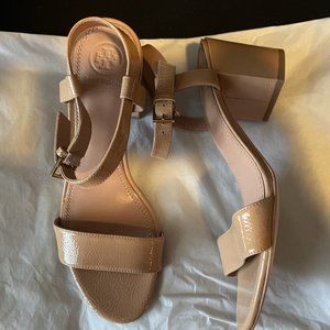 Tory Burch Laurel Patent Leather Tan Sandals - US Size 8 - NWOT
